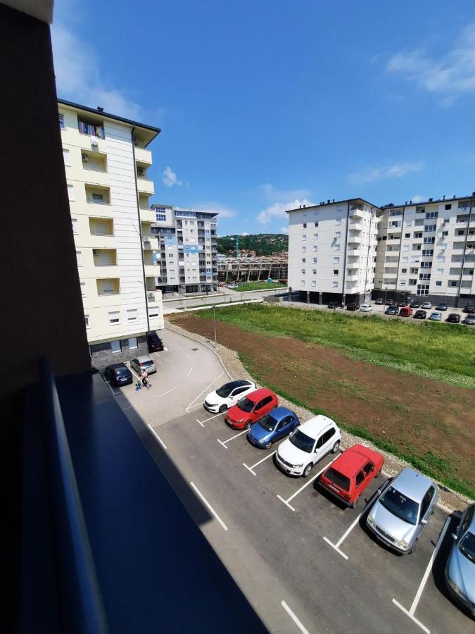 Apartman Bulevar Ντόμποϊ Εξωτερικό φωτογραφία